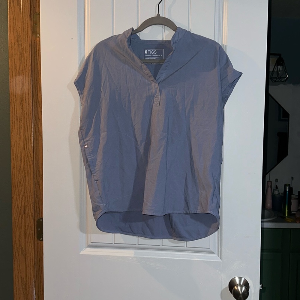 Vapor Blue Figs Rafael Oversized Scrub Top